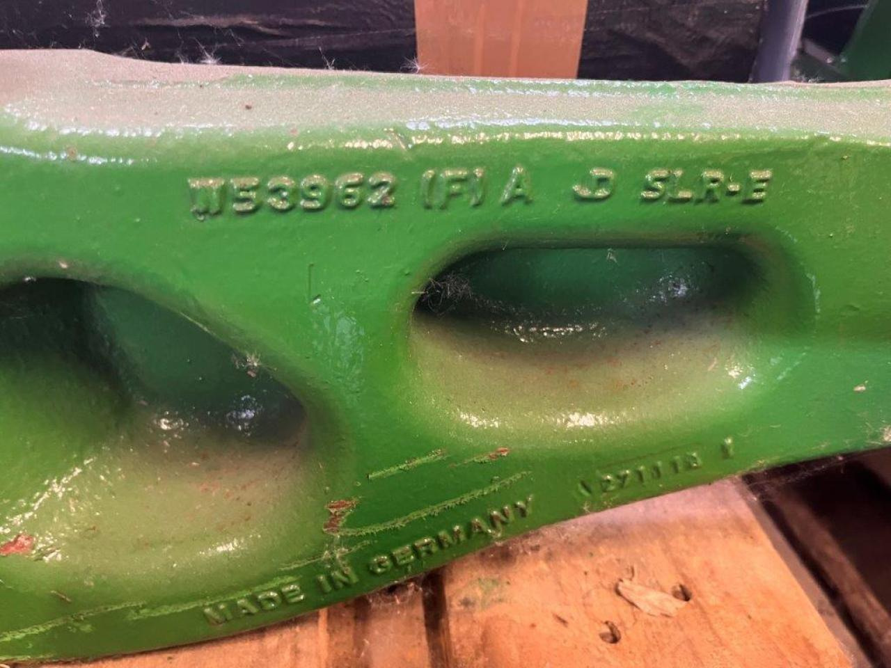 John Deere Anbaukonsolen - Frontlaster for traktor: bilde 5 John Deere Anbaukonsolen - Frontlaster for traktor: bilde 5