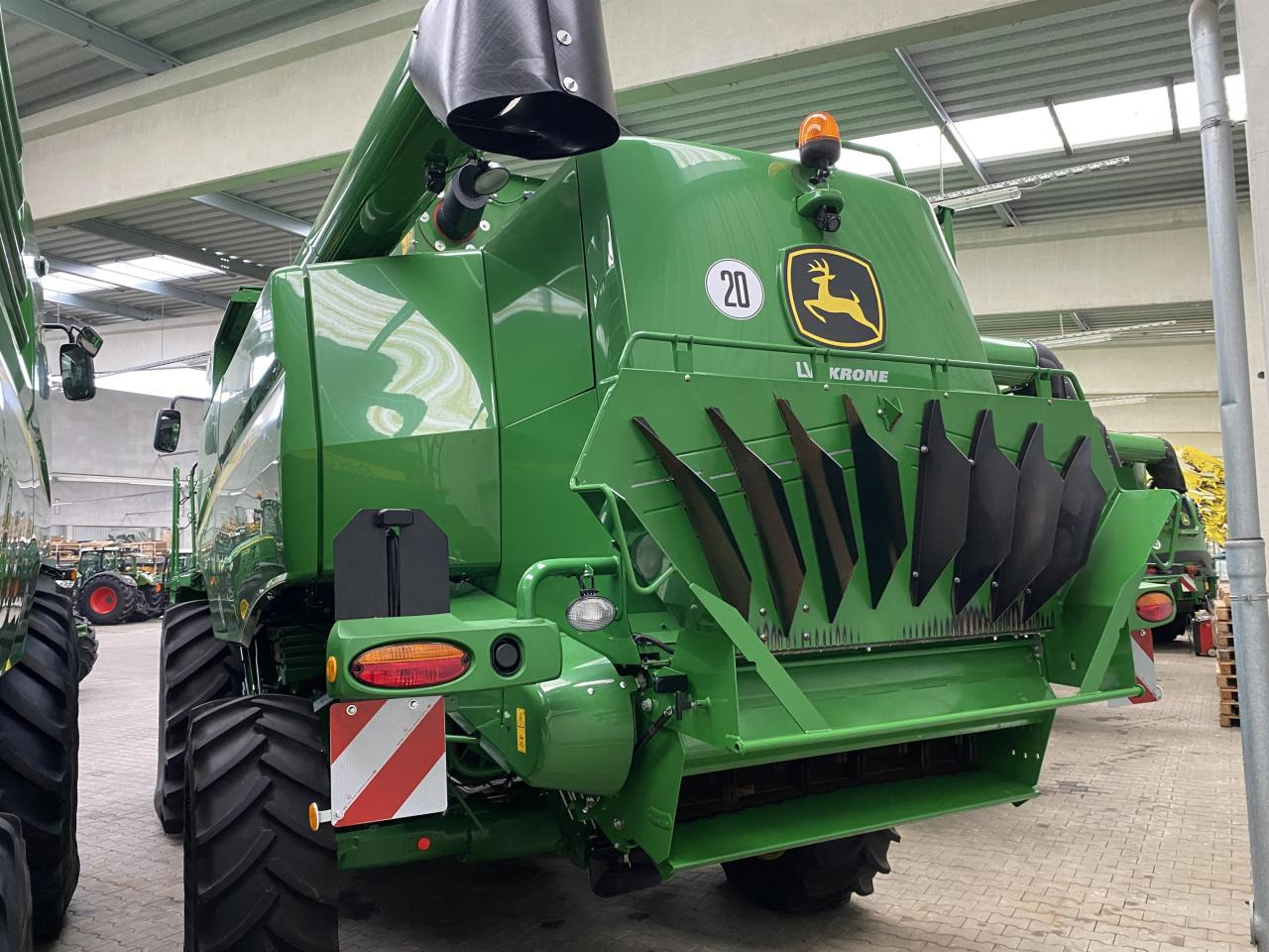 John Deere T550i - Skurtresker: bilde 4 John Deere T550i - Skurtresker: bilde 4