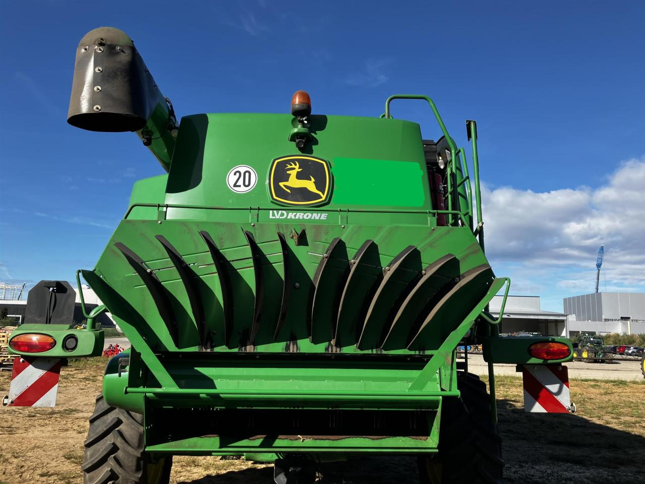 John Deere T660i - Skurtresker: bilde 4 John Deere T660i - Skurtresker: bilde 4