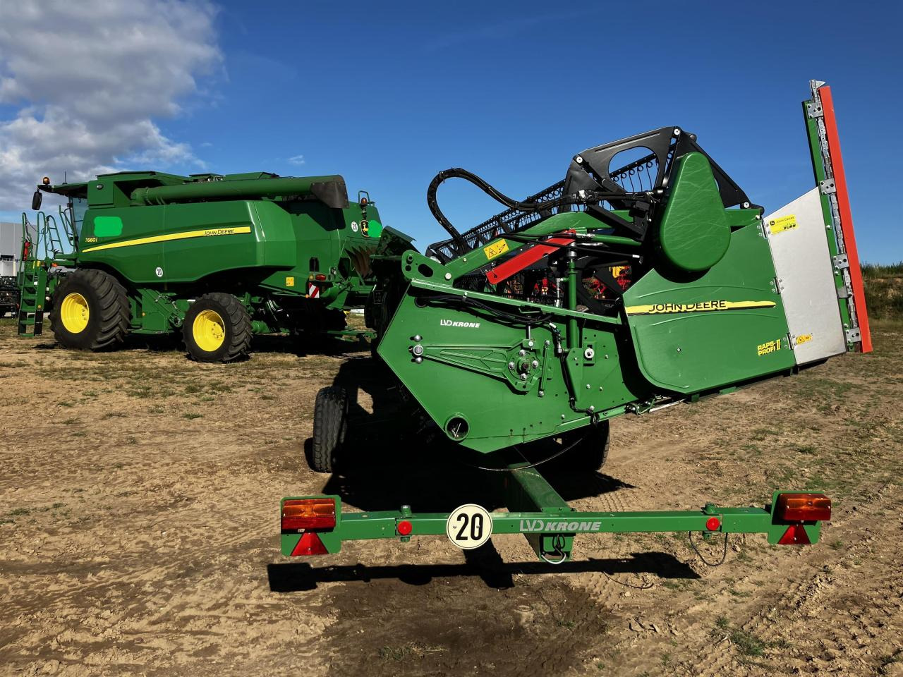 John Deere T660i - Skurtresker: bilde 5 John Deere T660i - Skurtresker: bilde 5