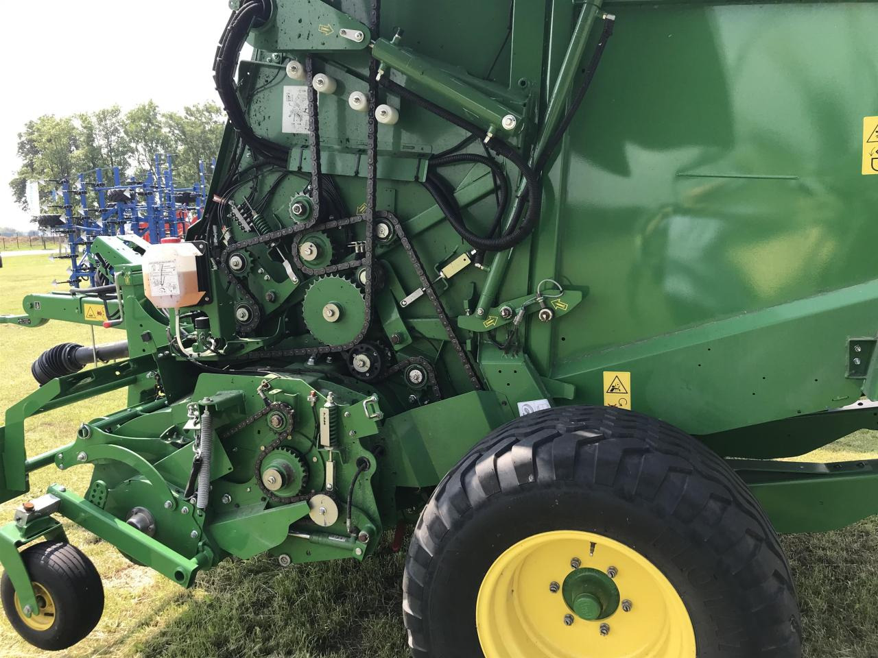 Rundballepresse John Deere V461M: bilde 8