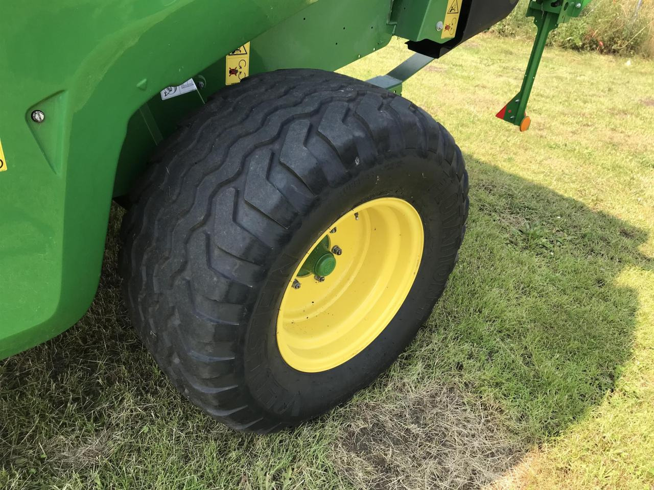 Rundballepresse John Deere V461M: bilde 9