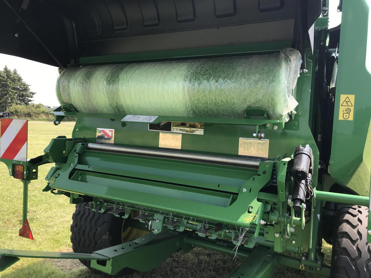 Rundballepresse John Deere V461M: bilde 10