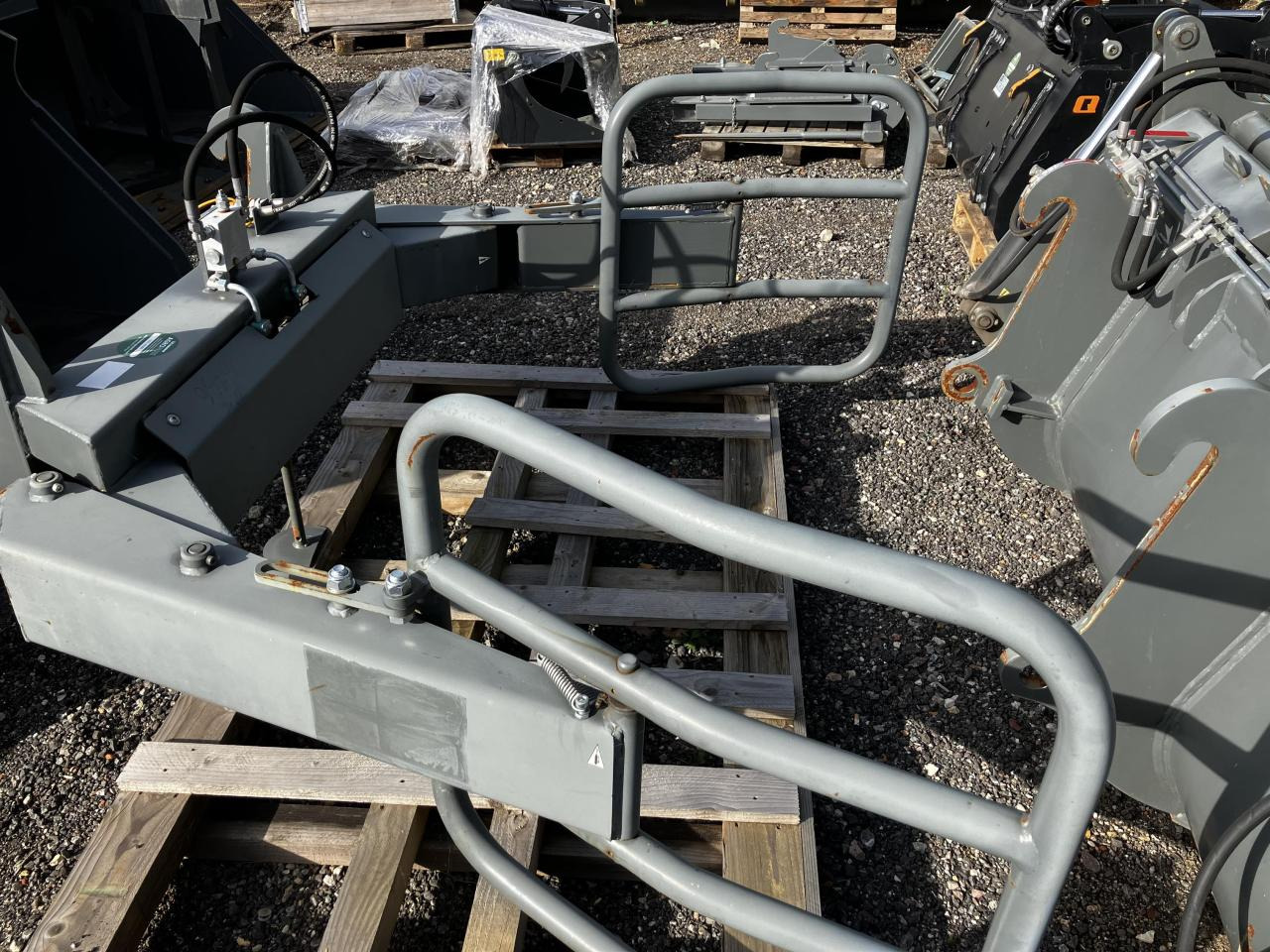 Kramer Ballenzange - Frontlaster for traktor: bilde 2 Kramer Ballenzange - Frontlaster for traktor: bilde 2