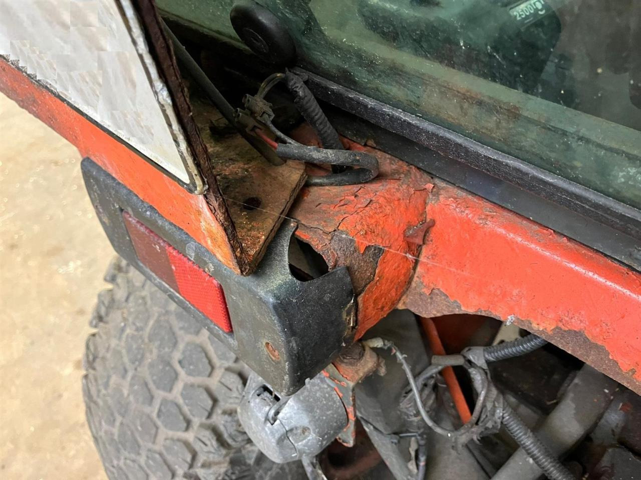 Kommunale traktor Kubota B2110: bilde 14 Kommunale traktor Kubota B2110: bilde 14