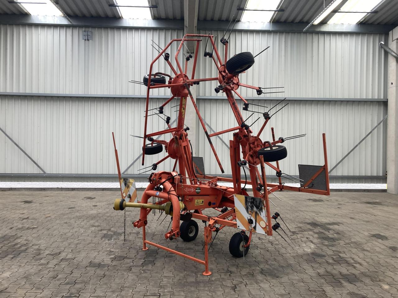 Kuhn GF 6301 MH - Høyvender: bilde 1 Kuhn GF 6301 MH - Høyvender: bilde 1