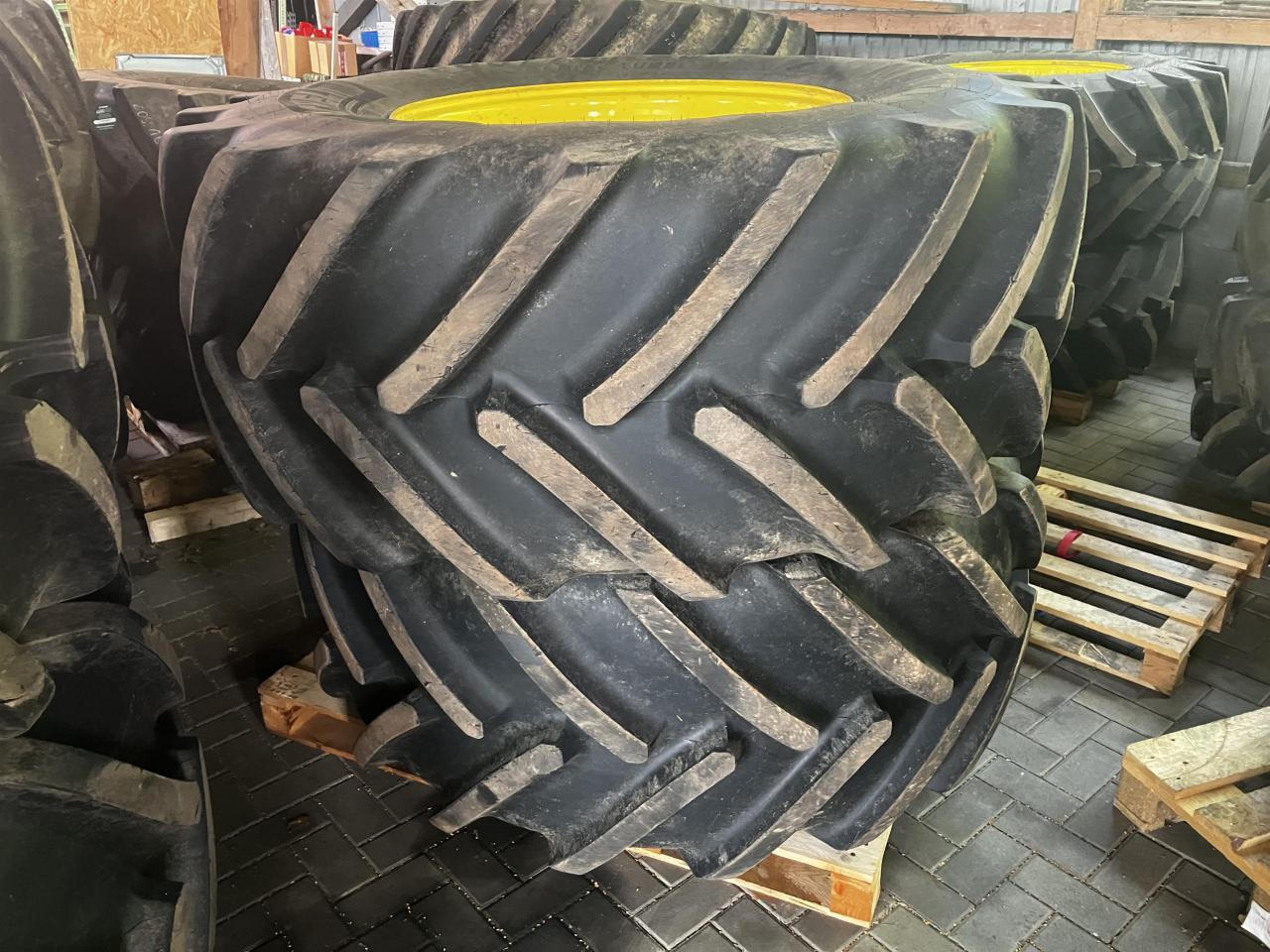 Michelin 600/70R30 - Dekk for Landbruksteknikk: bilde 1 Michelin 600/70R30 - Dekk for Landbruksteknikk: bilde 1