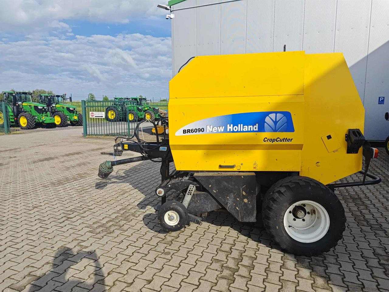 New Holland BR6090 - Rundballepresse: bilde 2 New Holland BR6090 - Rundballepresse: bilde 2