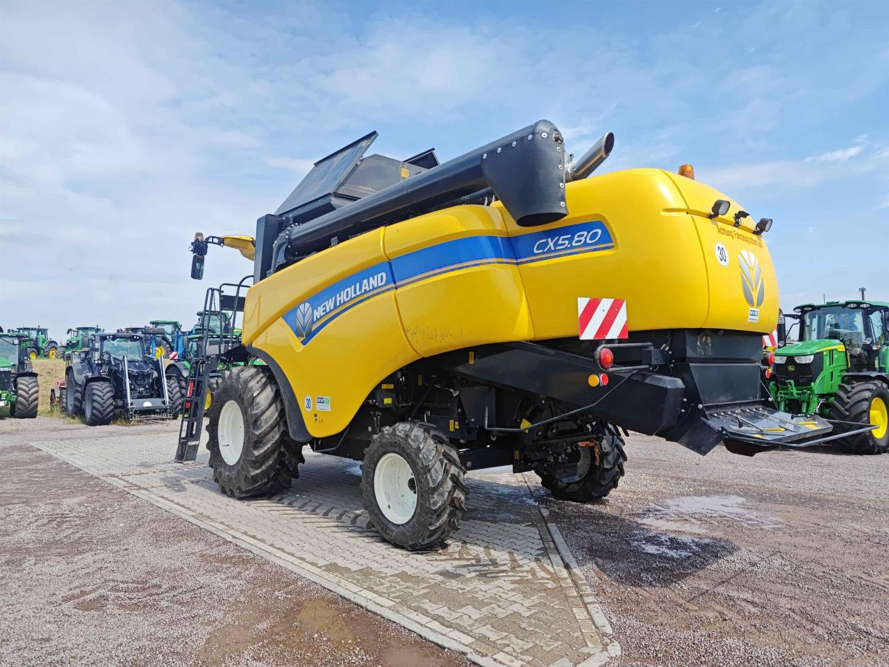 New Holland CX 5.80 - Skurtresker: bilde 4 New Holland CX 5.80 - Skurtresker: bilde 4