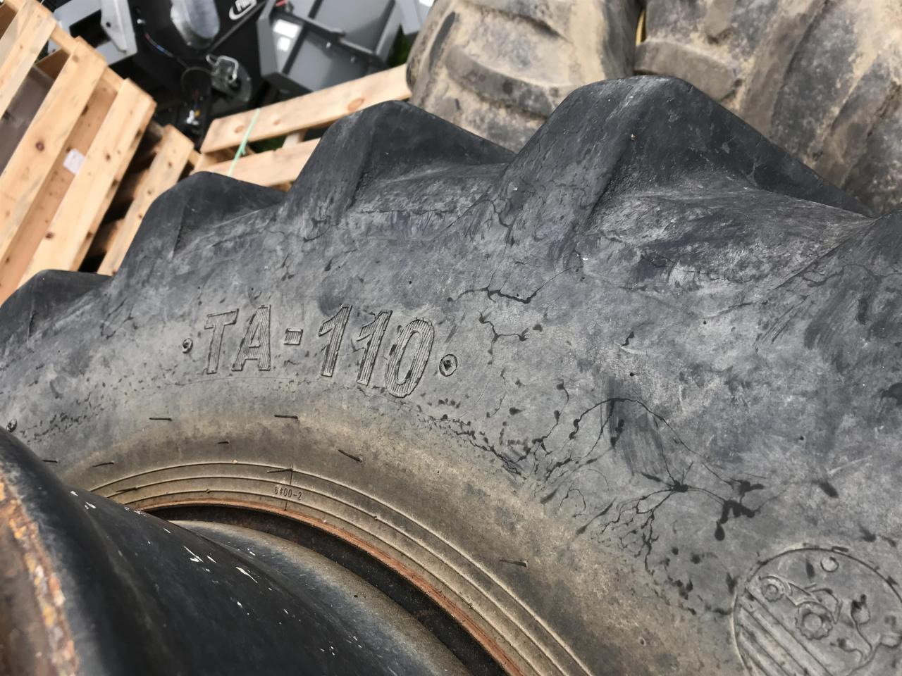 Petlas 600/65R34 - Dekk for Landbruksteknikk: bilde 4 Petlas 600/65R34 - Dekk for Landbruksteknikk: bilde 4