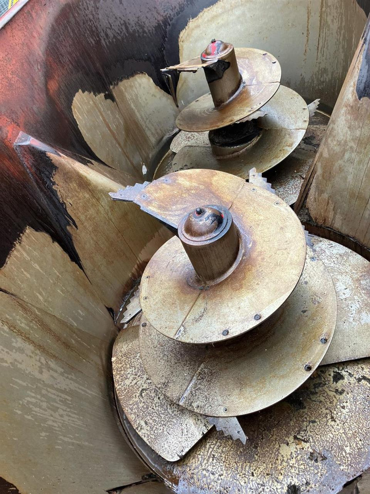 Trioliet Solomix 2-1600 VLH-B - Fullfôrblander: bilde 5 Trioliet Solomix 2-1600 VLH-B - Fullfôrblander: bilde 5