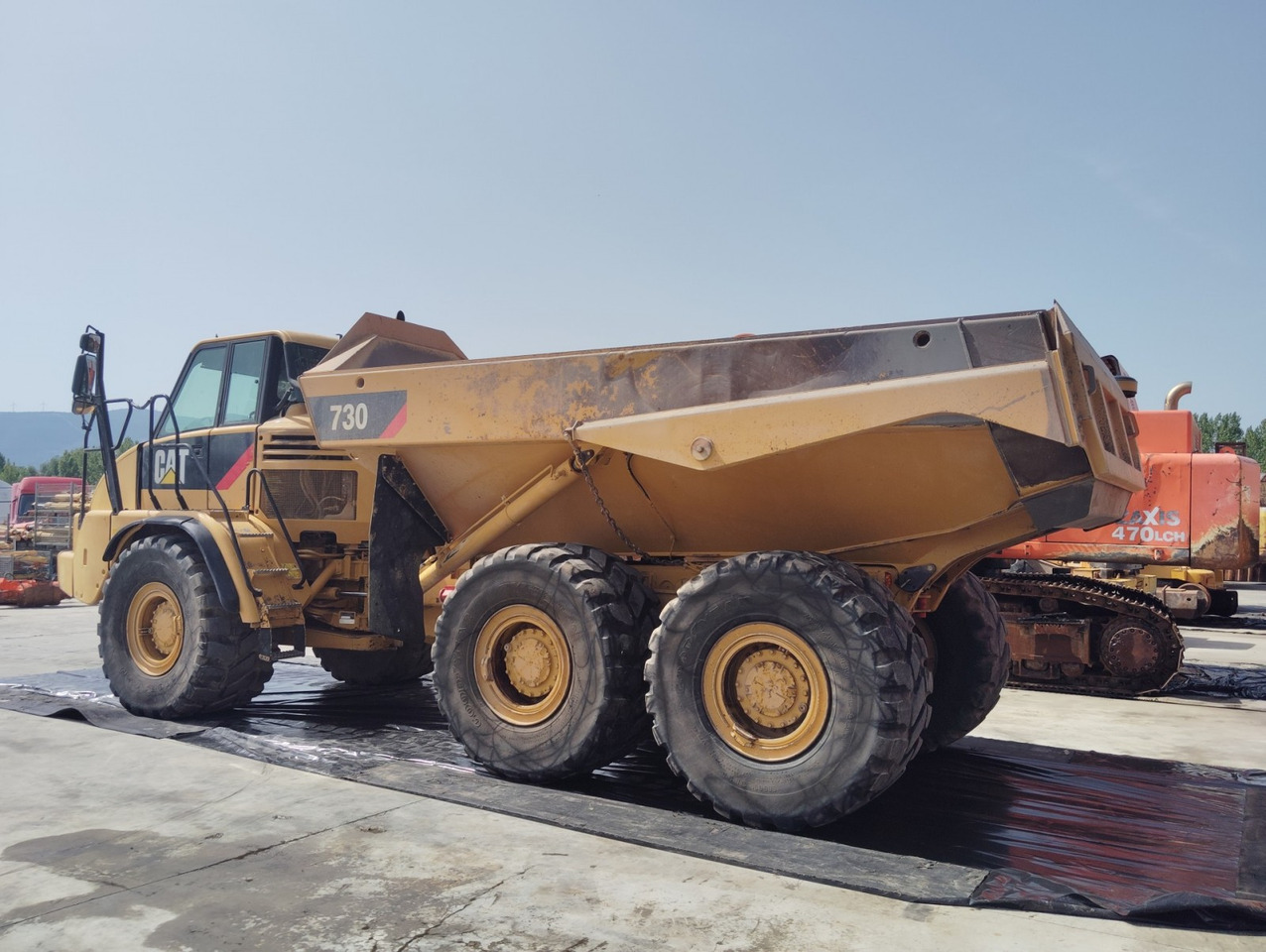 DUMPER ARTICULADO CATERPILLAR 730 - Rammestyrt dumper: bilde 3 DUMPER ARTICULADO CATERPILLAR 730 - Rammestyrt dumper: bilde 3