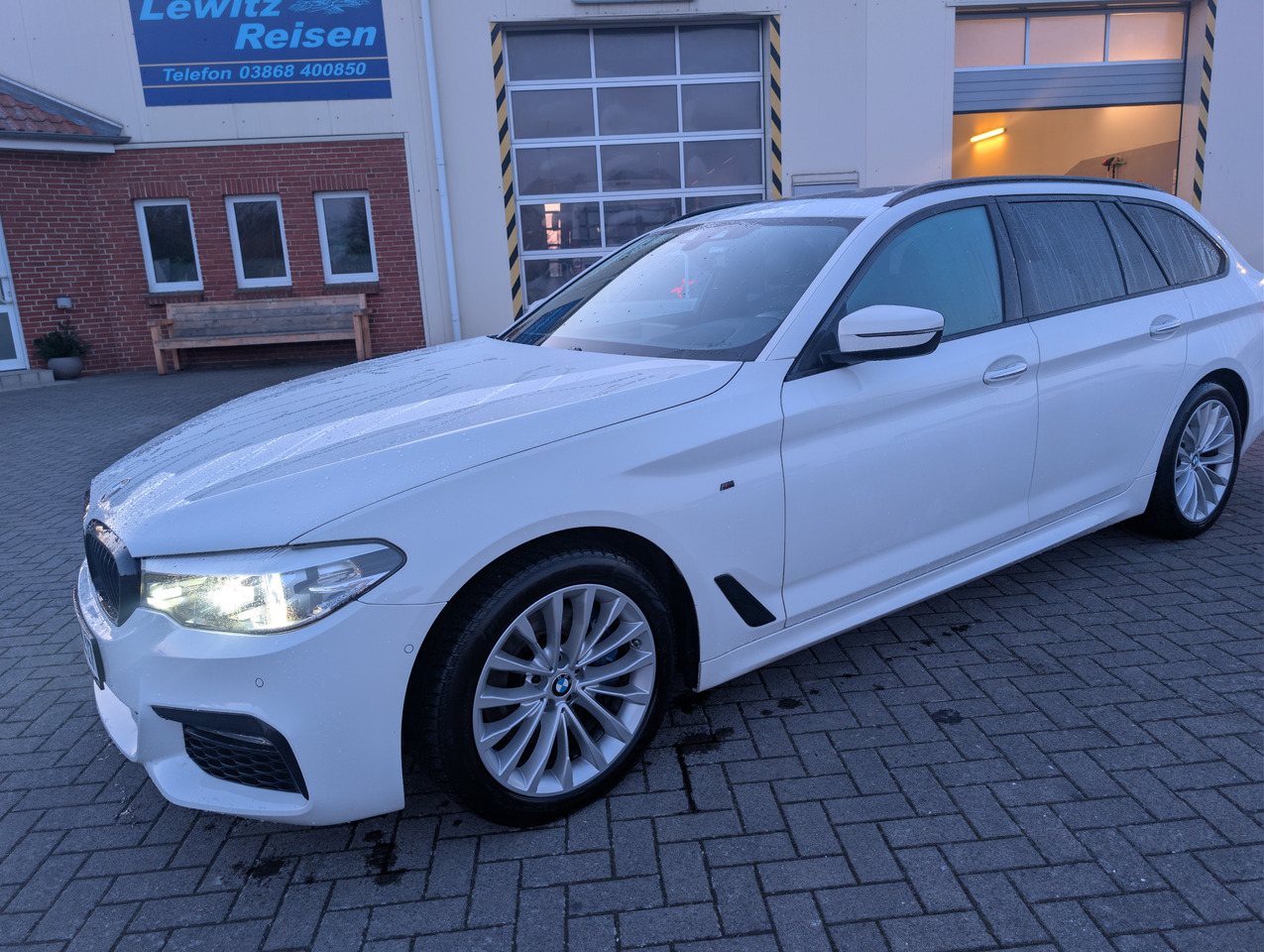 BMW 530D Touring xDrive M Sport - Personenbil: bilde 3 BMW 530D Touring xDrive M Sport - Personenbil: bilde 3