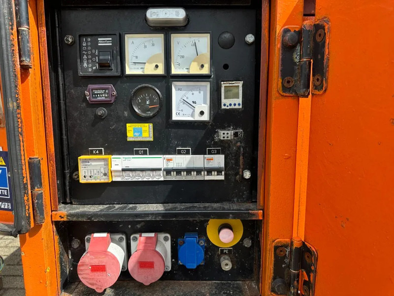 Atlas-Copco QAS 18 Yanmar Mecc Alte Spa 18 kVA Silent generatorset - Elektrisk generator: bilde 2 Atlas-Copco QAS 18 Yanmar Mecc Alte Spa 18 kVA Silent generatorset - Elektrisk generator: bilde 2