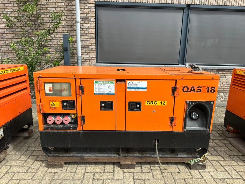 Atlas-Copco QAS 18 Yanmar Mecc Alte Spa 18 kVA Silent generatorset - Elektrisk generator: bilde 1 Atlas-Copco QAS 18 Yanmar Mecc Alte Spa 18 kVA Silent generatorset - Elektrisk generator: bilde 1
