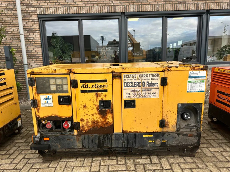 Atlas-Copco QAS 38 Yanmar Mecc Alte Spa 40 kVA Silent generatorset - Elektrisk generator: bilde 1 Atlas-Copco QAS 38 Yanmar Mecc Alte Spa 40 kVA Silent generatorset - Elektrisk generator: bilde 1