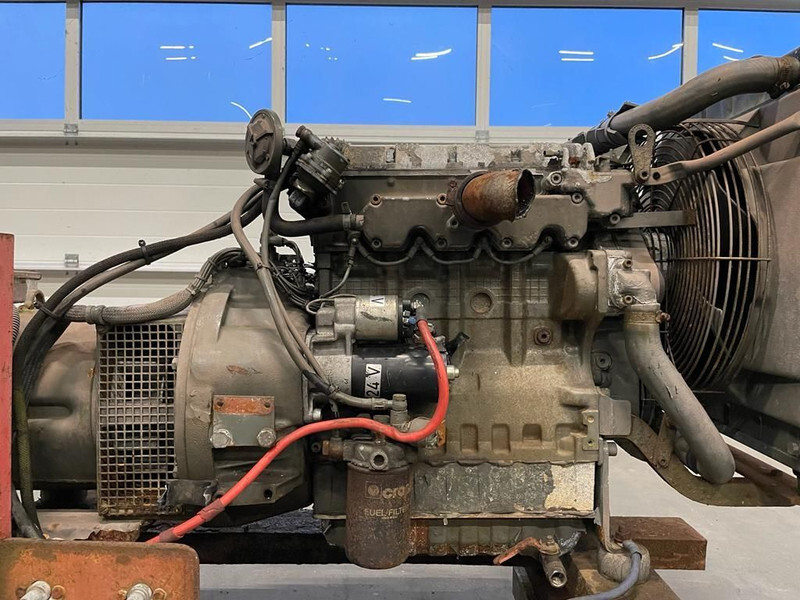 Deutz F4M 1008 SDMO 10 kVA generatorset - Elektrisk generator: bilde 5 Deutz F4M 1008 SDMO 10 kVA generatorset - Elektrisk generator: bilde 5