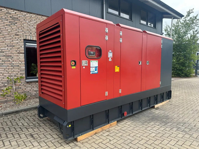 Doosan Mecc Alte Spa 680 kVA Silent generatorset as New Demo 2021 ! - Elektrisk generator: bilde 5 Doosan Mecc Alte Spa 680 kVA Silent generatorset as New Demo 2021 ! - Elektrisk generator: bilde 5