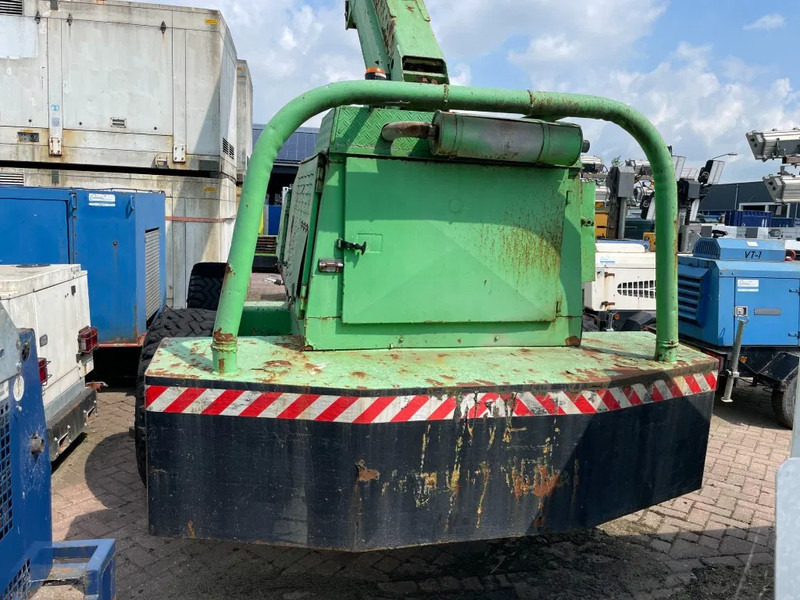 Grove MZ90 Deutz F3L912 Diesel 4 x 4 Telescoophoogwerker 27.6 meter werkhoogte - Teleskoplift: bilde 4 Grove MZ90 Deutz F3L912 Diesel 4 x 4 Telescoophoogwerker 27.6 meter werkhoogte - Teleskoplift: bilde 4