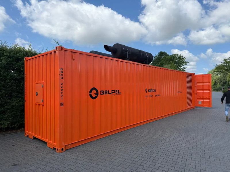 Grupel Baudouin 2200 kVA Silent generatorset in 40 ft container Overstock New ! - Elektrisk generator: bilde 1 Grupel Baudouin 2200 kVA Silent generatorset in 40 ft container Overstock New ! - Elektrisk generator: bilde 1
