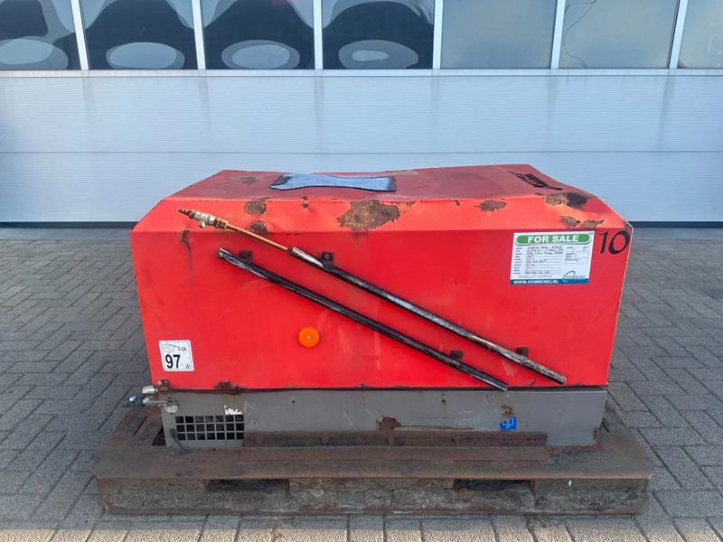 Ingersoll Rand 720 R1051SF Kubota D1005 Diesel Compressor 2000 L / min 17.5 kW 8.6 Bar - Luftkompressor: bilde 1 Ingersoll Rand 720 R1051SF Kubota D1005 Diesel Compressor 2000 L / min 17.5 kW 8.6 Bar - Luftkompressor: bilde 1