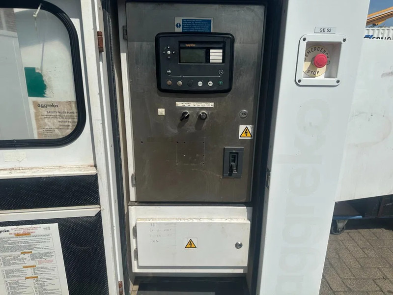 Iveco FPT NEF45 SM1A.A004 Stamford 60 kVA Silent Rental generatorset - Elektrisk generator: bilde 3 Iveco FPT NEF45 SM1A.A004 Stamford 60 kVA Silent Rental generatorset - Elektrisk generator: bilde 3