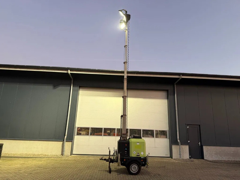 Kubota Generac V20 TowerLight 9 meter LED Lichtmast Aggregaat - Lysmast: bilde 1 Kubota Generac V20 TowerLight 9 meter LED Lichtmast Aggregaat - Lysmast: bilde 1