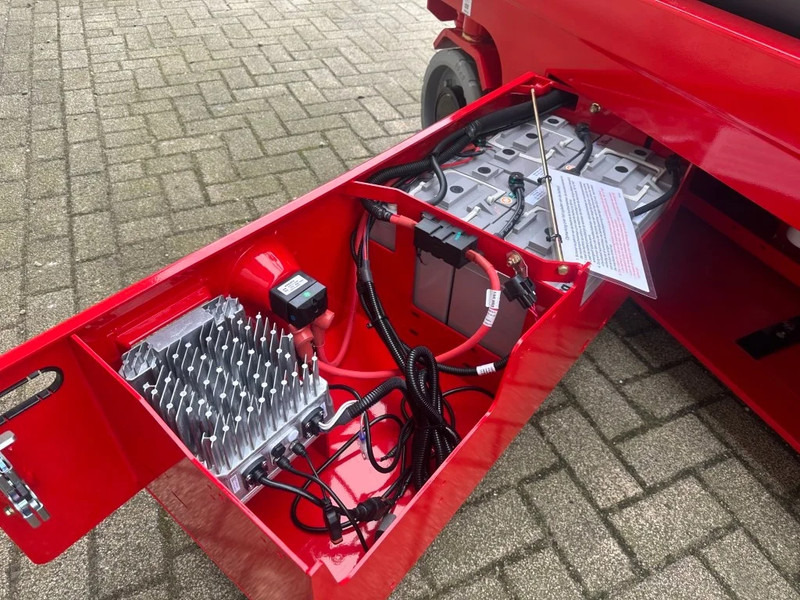 Ny Sakselift MAGNI ES1008 AC Elektra Schaarhoogwerker 10 meter werkhoogte NEW: bilde 14