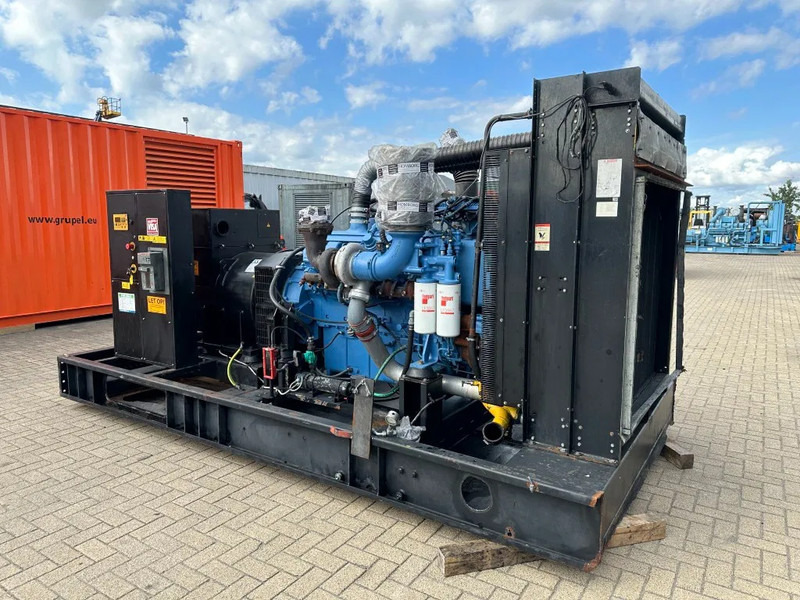 Elektrisk generator MTU 12V 2000 Stamford 810 kVA generatorset: bilde 6 Elektrisk generator MTU 12V 2000 Stamford 810 kVA generatorset: bilde 6