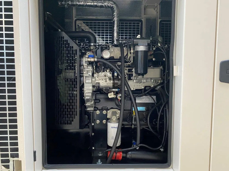 Perkins 66 kVA Silent generatorset New ! - Elektrisk generator: bilde 4 Perkins 66 kVA Silent generatorset New ! - Elektrisk generator: bilde 4