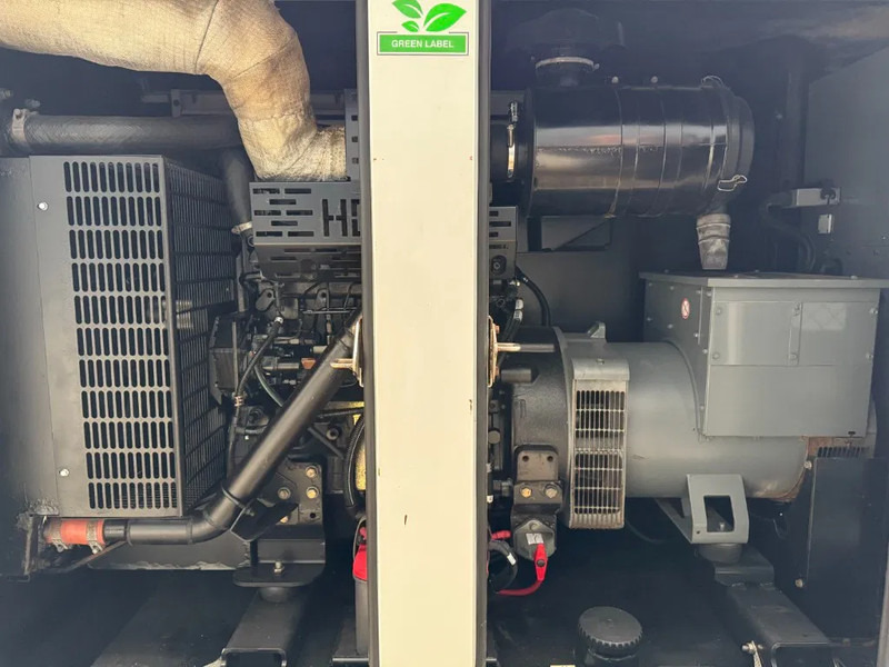 SDMO R90 C3 John Deere Leroy Somer 90 kVA Silent Rental generatorset - Elektrisk generator: bilde 5 SDMO R90 C3 John Deere Leroy Somer 90 kVA Silent Rental generatorset - Elektrisk generator: bilde 5
