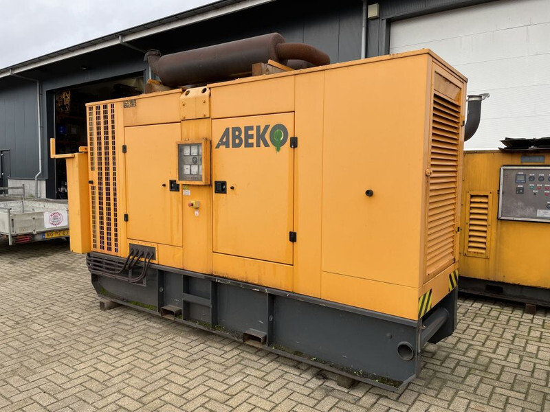 Volvo TWD1010G Stamford 300 kVA Silent generatorset - Elektrisk generator: bilde 3 Volvo TWD1010G Stamford 300 kVA Silent generatorset - Elektrisk generator: bilde 3