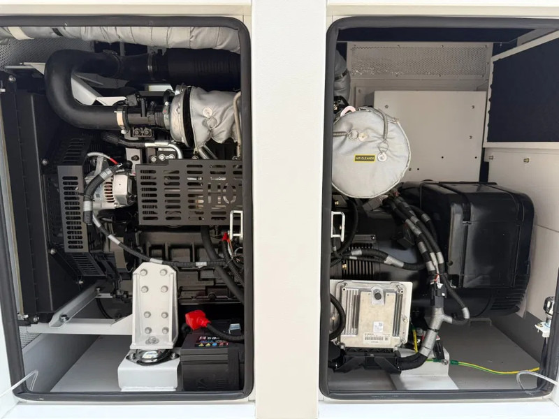 Yanmar Stage 5 Yanmar 45 kVA Silent Rental generatorset - Elektrisk generator: bilde 4 Yanmar Stage 5 Yanmar 45 kVA Silent Rental generatorset - Elektrisk generator: bilde 4