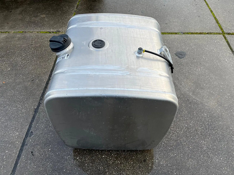 DAF 4 X Brandstoftank Diesel 2198091 - Drivstofftank for Lastebil: bilde 2 DAF 4 X Brandstoftank Diesel 2198091 - Drivstofftank for Lastebil: bilde 2