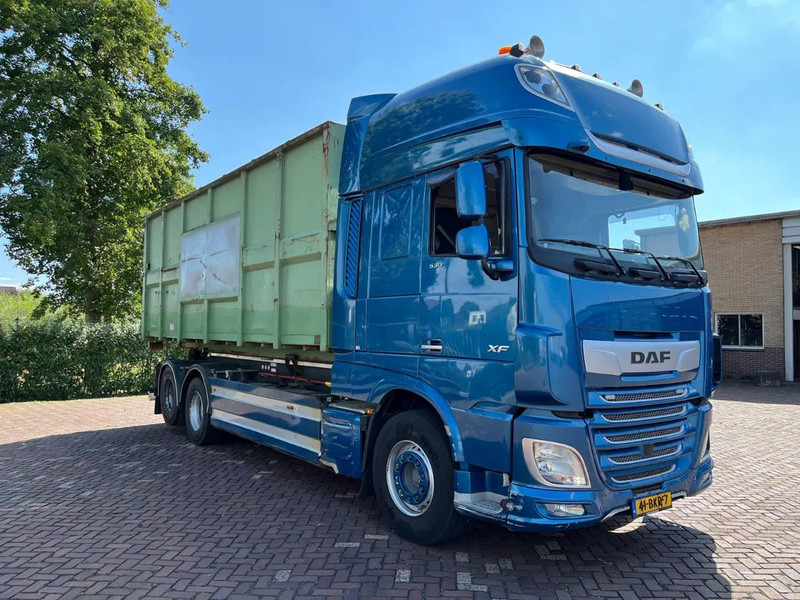 DAF XF 530 FAS - Lastebil med kabelsystem: bilde 1 DAF XF 530 FAS - Lastebil med kabelsystem: bilde 1