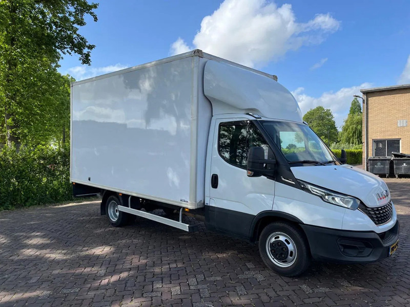 Iveco Daily 35C16 Achterdeuren (15 diverse modellen op voorraad) - Varebil med skap, Varebil med dobbelt førerhus: bilde 1 Iveco Daily 35C16 Achterdeuren (15 diverse modellen op voorraad) - Varebil med skap, Varebil med dobbelt førerhus: bilde 1