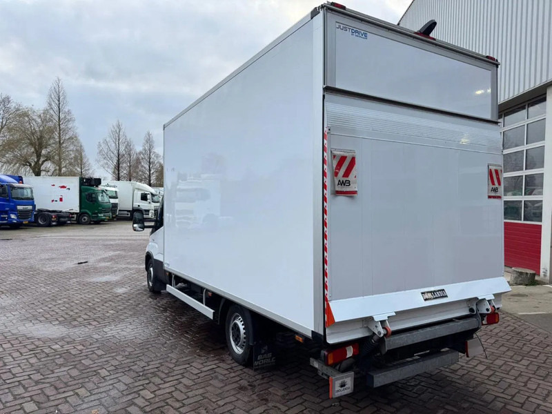 Iveco Daily 35S18 EURO 6 - Varebil med skap: bilde 4 Iveco Daily 35S18 EURO 6 - Varebil med skap: bilde 4