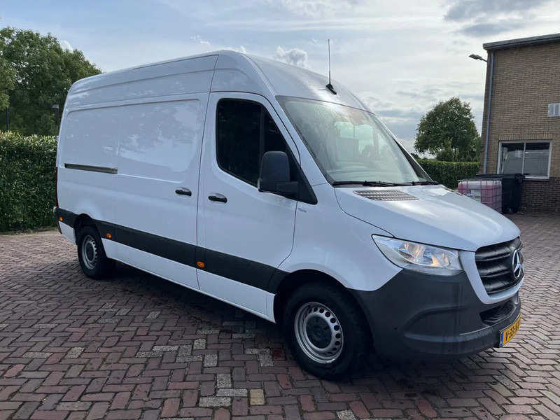 Leie Mercedes-Benz Sprinter 317 1.9 CDI L2H1 Mercedes-Benz Sprinter 317 1.9 CDI L2H1: bilde 6 Leie Mercedes-Benz Sprinter 317 1.9 CDI L2H1 Mercedes-Benz Sprinter 317 1.9 CDI L2H1: bilde 6