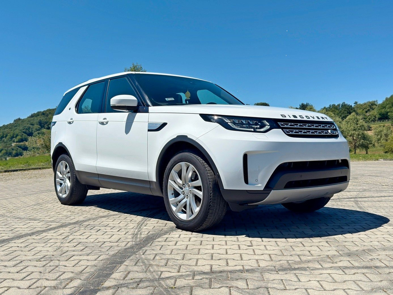 Land Rover Discovery - SUV: bilde 1 Land Rover Discovery - SUV: bilde 1