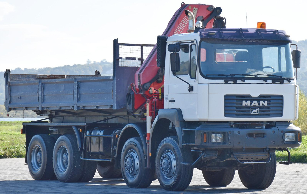 MAN 41.460 * KRAN * 8x8 ! TOPZUSTAND MAN 41.460 * KRAN * 8x8 ! TOPZUSTAND - Kranbil, Tippbil: bilde 4 MAN 41.460 * KRAN * 8x8 ! TOPZUSTAND MAN 41.460 * KRAN * 8x8 ! TOPZUSTAND - Kranbil, Tippbil: bilde 4