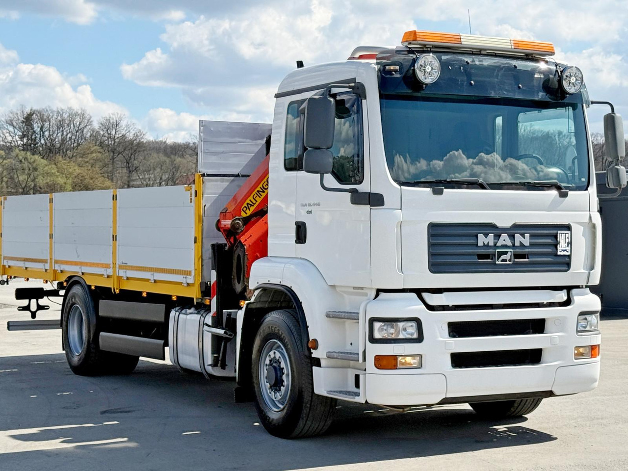 MAN TGA 18.440* PK 16502 + FUNK * 4x4 * TOP - Kranbil: bilde 3 MAN TGA 18.440* PK 16502 + FUNK * 4x4 * TOP - Kranbil: bilde 3