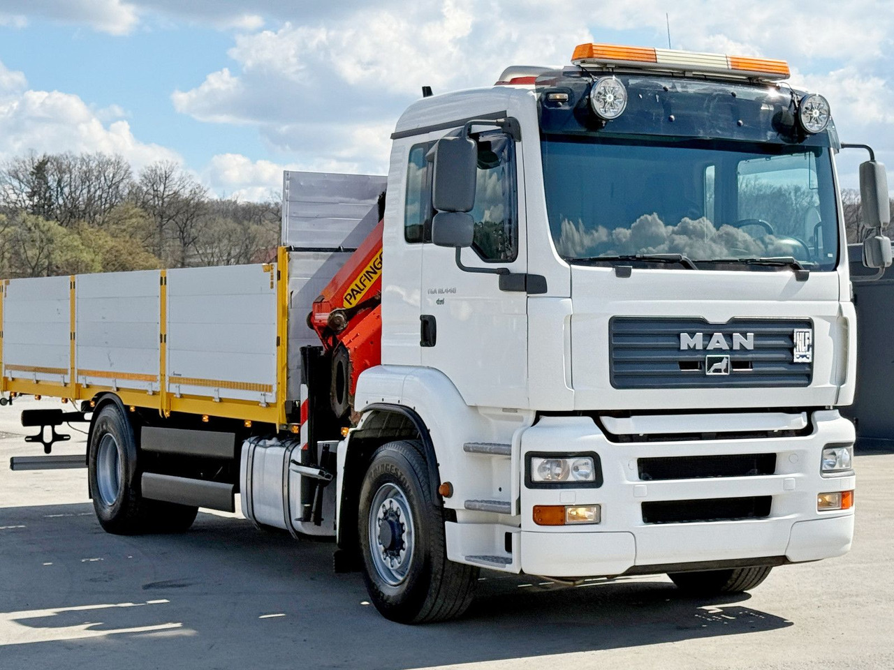 MAN TGA 18.440* PK 16502 + FUNK * 4x4 * TOP - Kranbil: bilde 3 MAN TGA 18.440* PK 16502 + FUNK * 4x4 * TOP - Kranbil: bilde 3