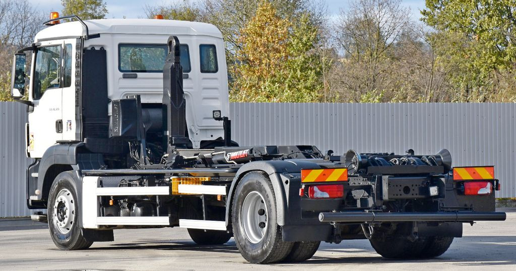 MAN TGS 18.320 Abrollkipper * Top Zustand! MAN TGS 18.320 Abrollkipper * Top Zustand! - Krokbil: bilde 4 MAN TGS 18.320 Abrollkipper * Top Zustand! MAN TGS 18.320 Abrollkipper * Top Zustand! - Krokbil: bilde 4