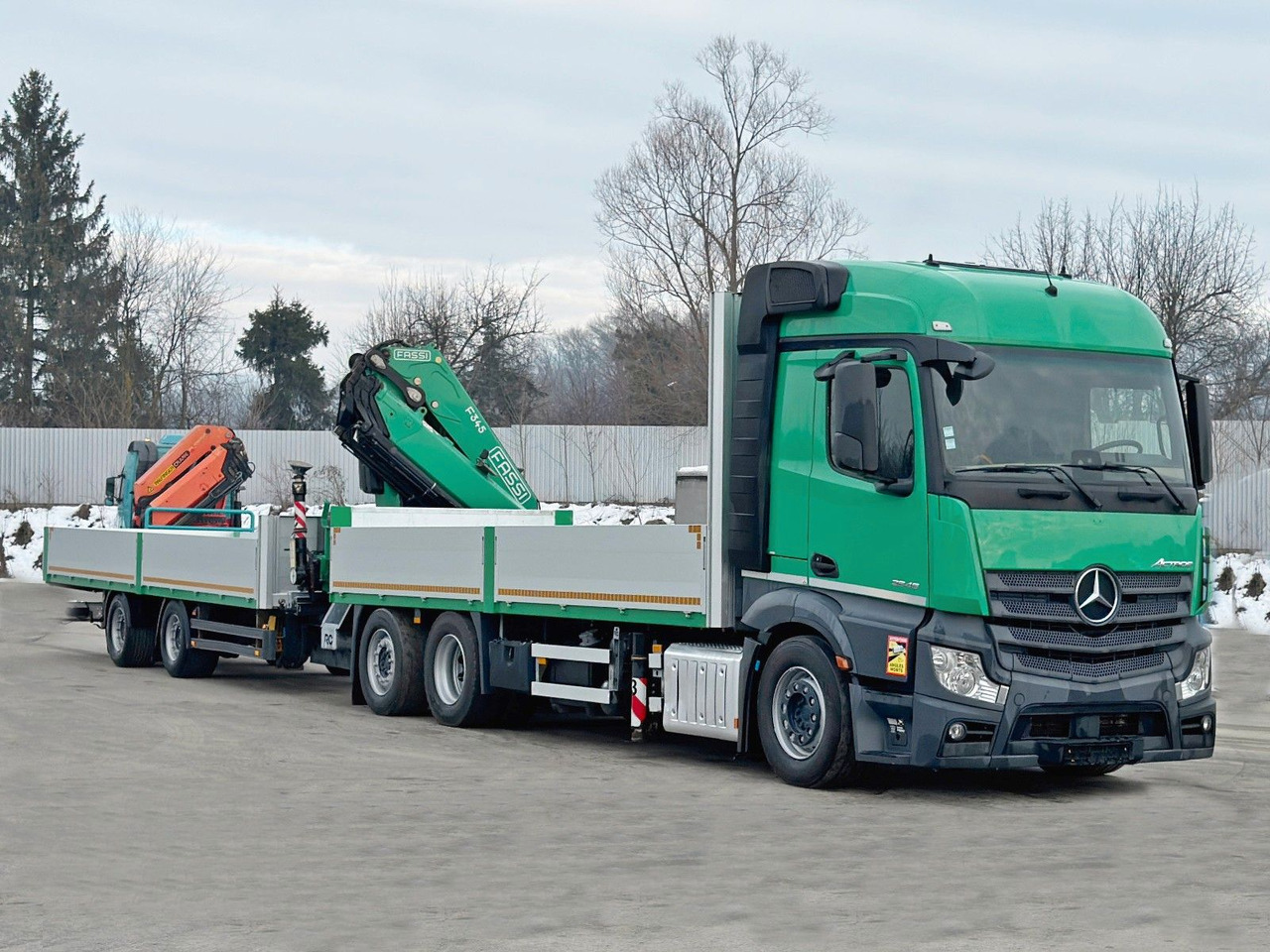 Mercedes-Benz ACTROS 2645 * FASSI F345.24 + FUNK + Anhänger - Kranbil: bilde 3 Mercedes-Benz ACTROS 2645 * FASSI F345.24 + FUNK + Anhänger - Kranbil: bilde 3