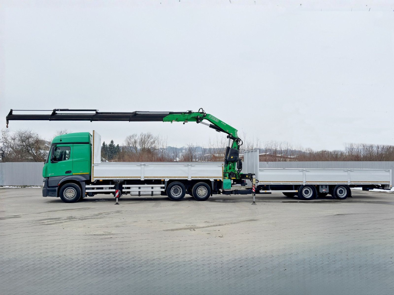 Mercedes-Benz ACTROS 2645 * FASSI F345.24 XE + FUNK + Anhänger - Kranbil: bilde 5 Mercedes-Benz ACTROS 2645 * FASSI F345.24 XE + FUNK + Anhänger - Kranbil: bilde 5