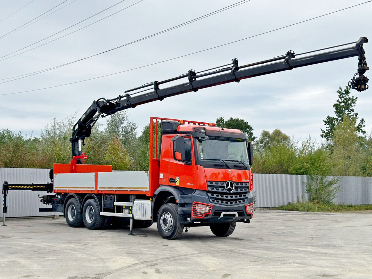 Mercedes-Benz AROCS 2643 *HIAB X-HIDUO 188 ES-5/FUNK * 6x4 - Kranbil: bilde 2 Mercedes-Benz AROCS 2643 *HIAB X-HIDUO 188 ES-5/FUNK * 6x4 - Kranbil: bilde 2