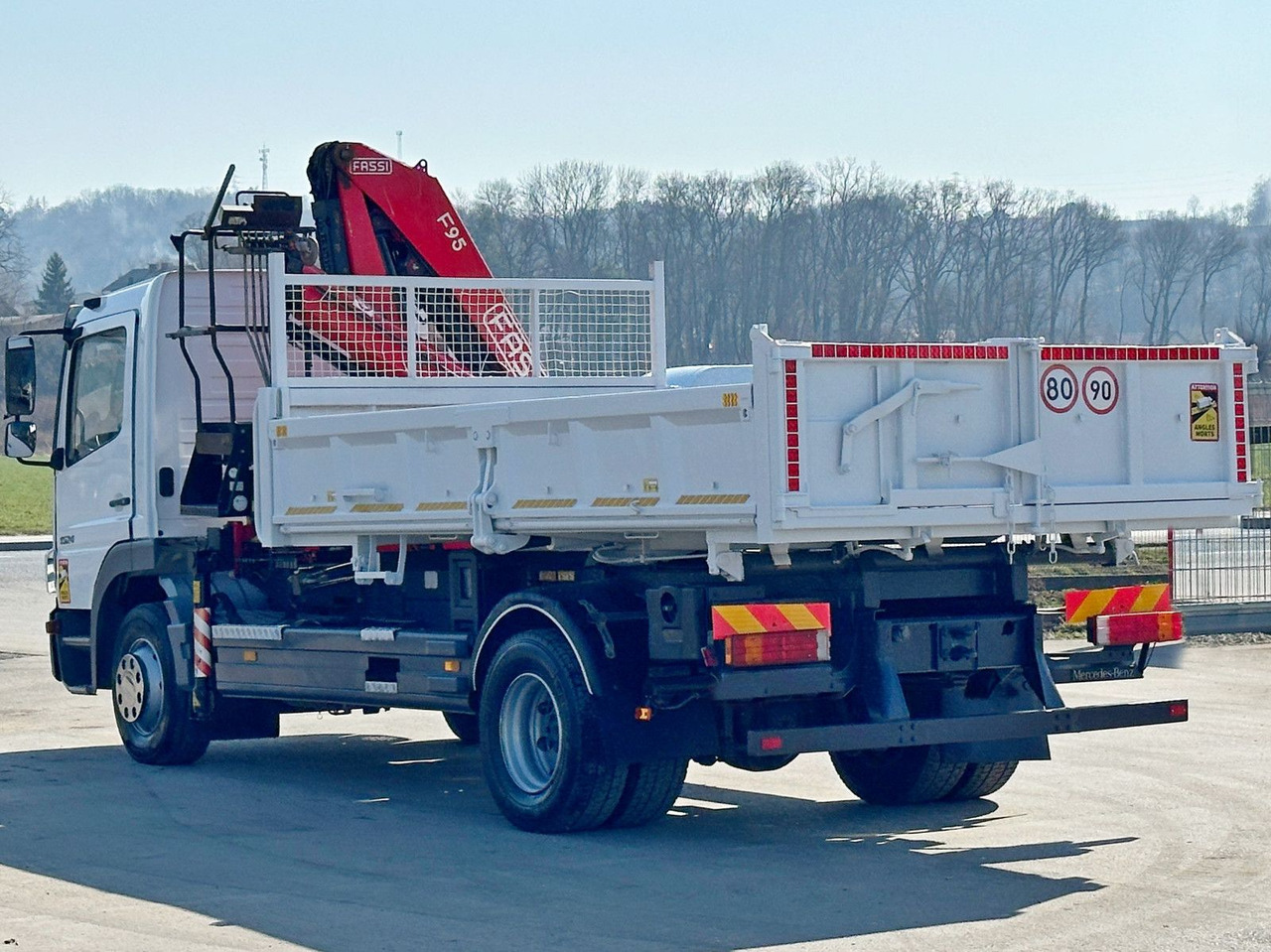 Mercedes-Benz ATEGO 1524 Kipper 4,35 m* FASSI F95A.21* TOP - Kranbil: bilde 4 Mercedes-Benz ATEGO 1524 Kipper 4,35 m* FASSI F95A.21* TOP - Kranbil: bilde 4