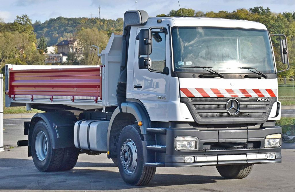 Mercedes-Benz AXOR 1823 * KIPPER 4,45 m * TOPZUSTAND Mercedes-Benz AXOR 1823 * KIPPER 4,45 m * TOPZUSTAND - Tippbil, Kranbil: bilde 4 Mercedes-Benz AXOR 1823 * KIPPER 4,45 m * TOPZUSTAND Mercedes-Benz AXOR 1823 * KIPPER 4,45 m * TOPZUSTAND - Tippbil, Kranbil: bilde 4