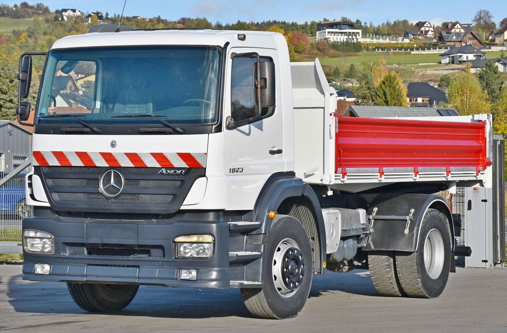 Mercedes-Benz AXOR 1823 * KIPPER 4,45 m * TOPZUSTAND Mercedes-Benz AXOR 1823 * KIPPER 4,45 m * TOPZUSTAND - Tippbil, Kranbil: bilde 5 Mercedes-Benz AXOR 1823 * KIPPER 4,45 m * TOPZUSTAND Mercedes-Benz AXOR 1823 * KIPPER 4,45 m * TOPZUSTAND - Tippbil, Kranbil: bilde 5