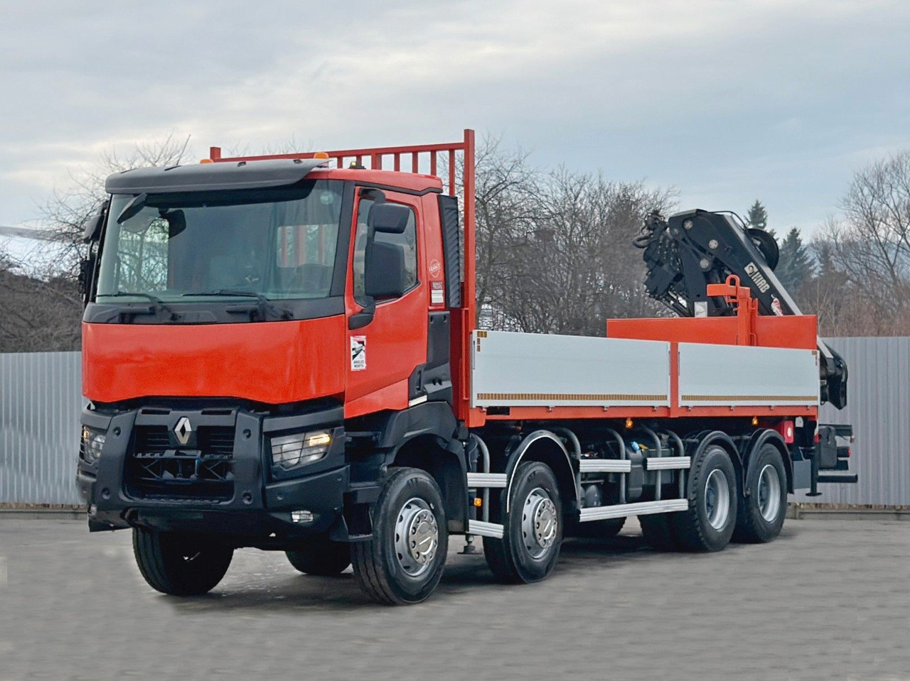 Renault K 430 * HIAB 211 EP - 5 HIDUO+ FUNK * 8x4 - Kranbil: bilde 4 Renault K 430 * HIAB 211 EP - 5 HIDUO+ FUNK * 8x4 - Kranbil: bilde 4